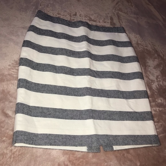 🚫NOT FOR SALE🚫NWOT Women’s 4 J. CREW Pencil - Picture 2 of 7